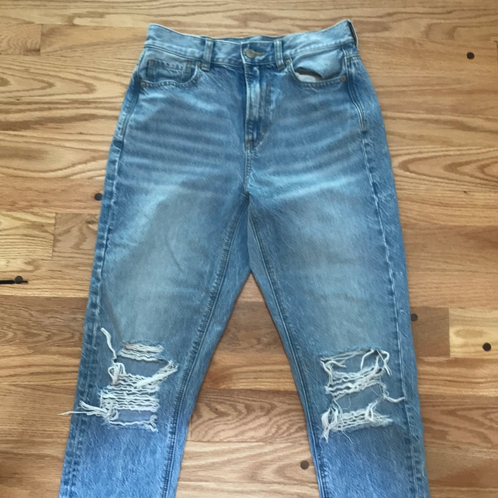 American Eagle distressed mom jeans